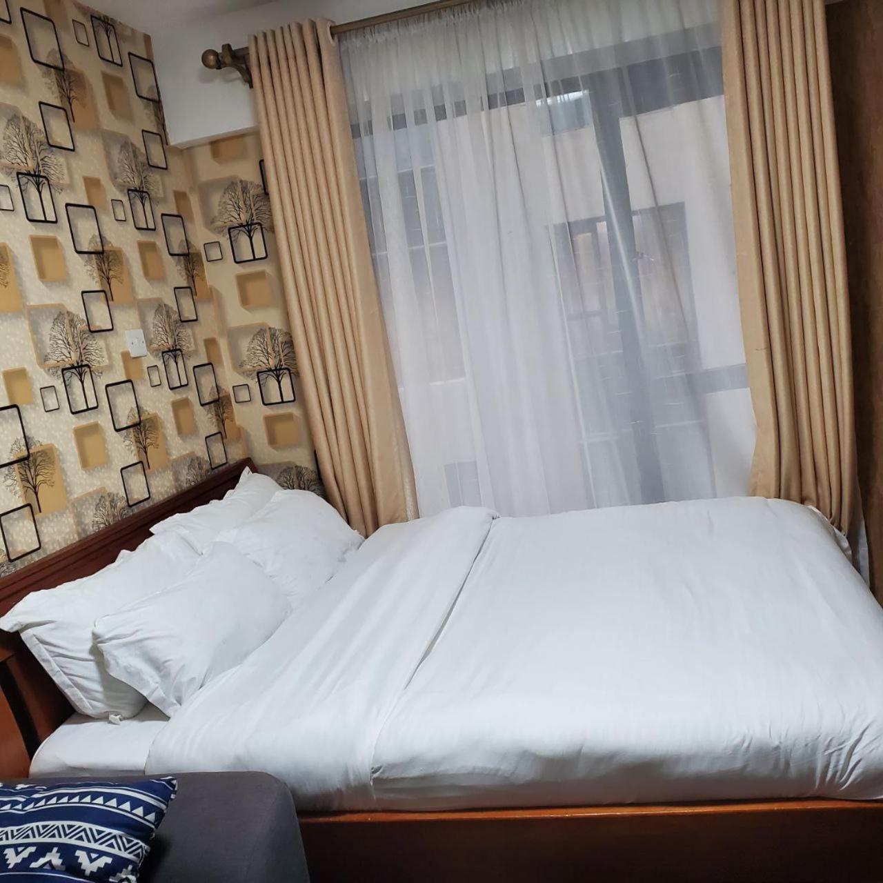 Lovely & Cozy Compact Studio Near Airport With Rooftop View Apartment Nairobi Exterior photo