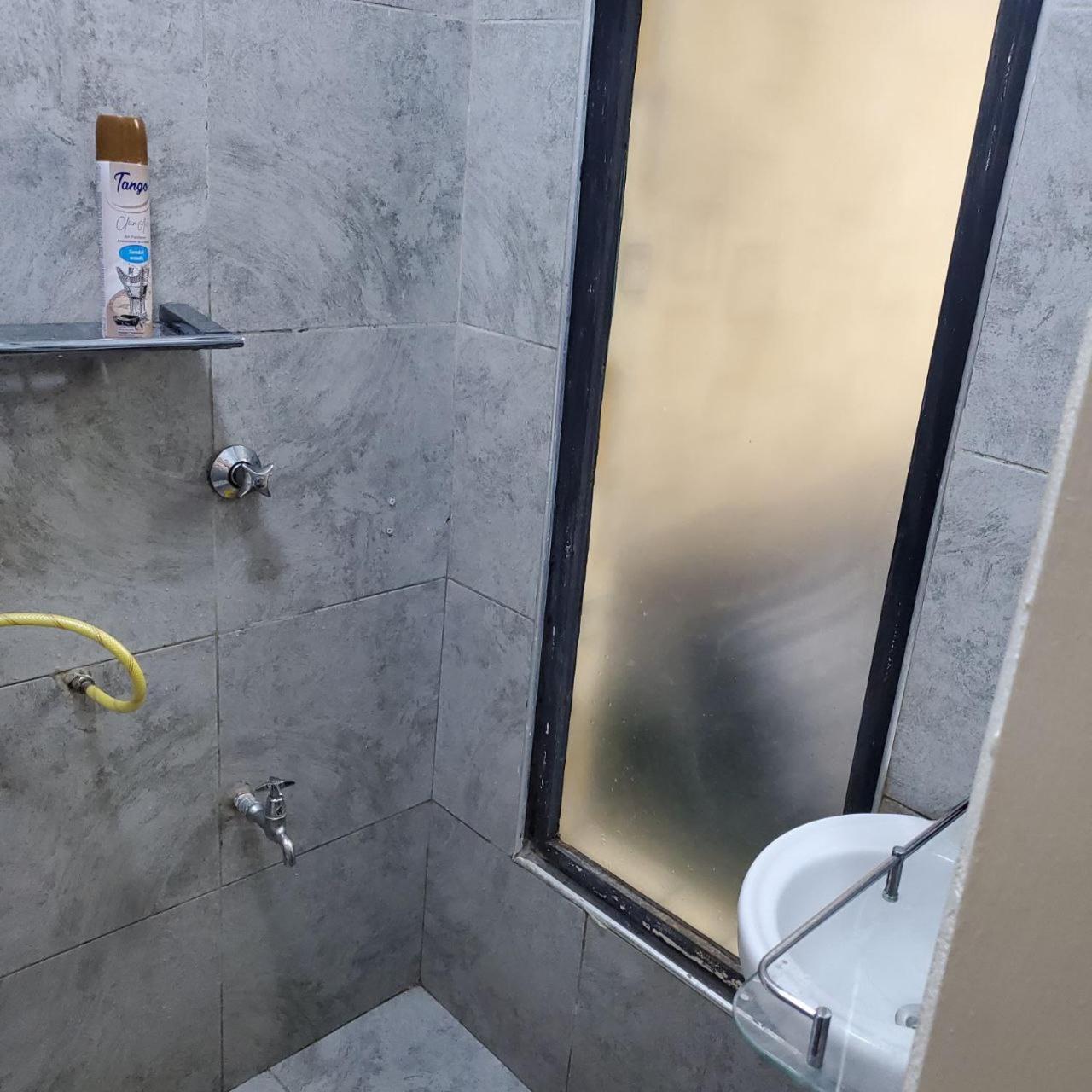 Lovely & Cozy Compact Studio Near Airport With Rooftop View Apartment Nairobi Exterior photo